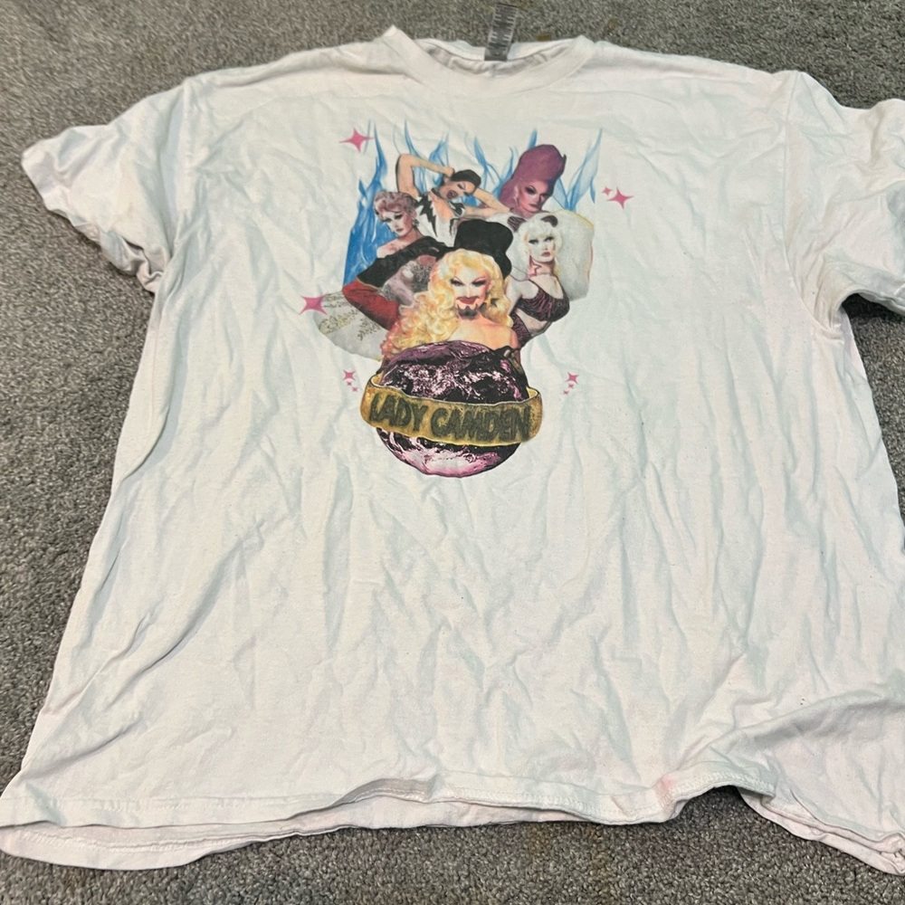 Lady Camden white tshirt
